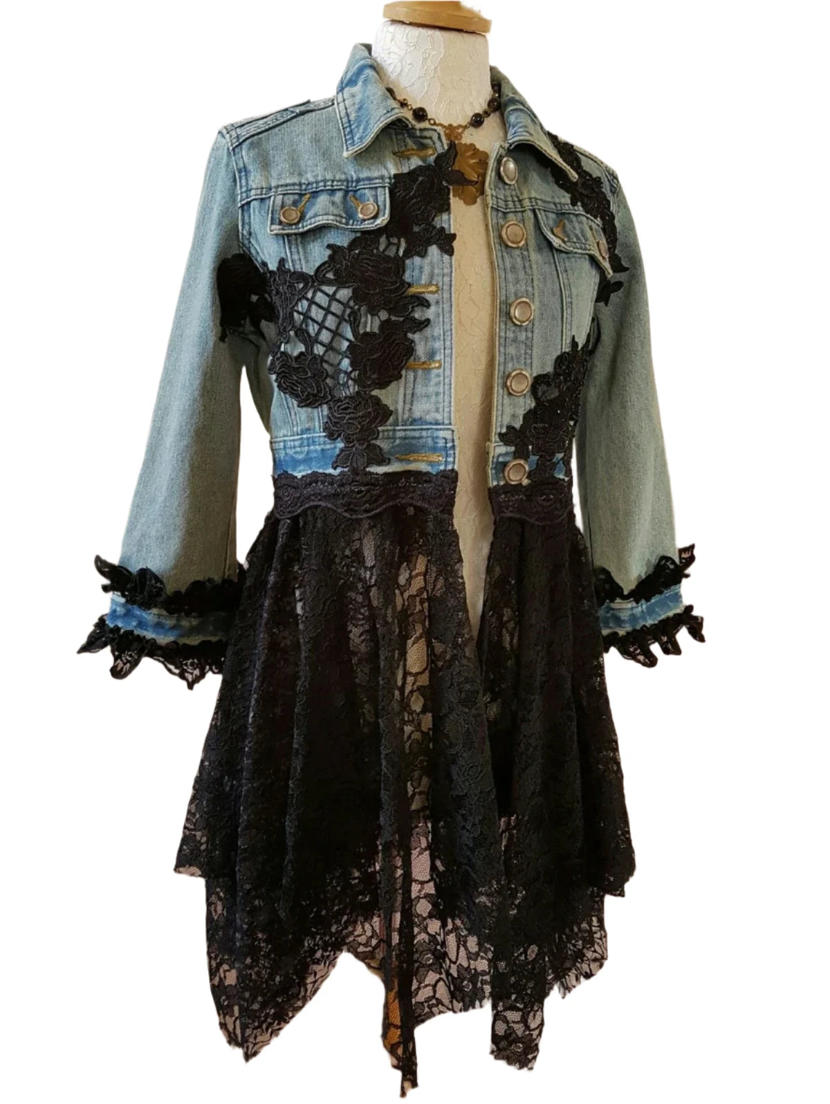 Lace Hook Flower Patchwork Frayed Edges Denim Jacket Welt Pockets Slit Pockets Flap Pockets