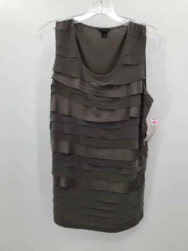 Pre-Owned Ann Taylor Grey Size Medium Layered Tank Top peekaboo tank top