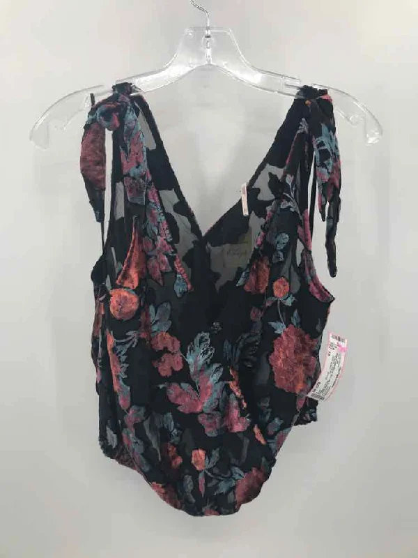 Pre-Owned Free People Black Size XS Floral Tank Top cutout tank top